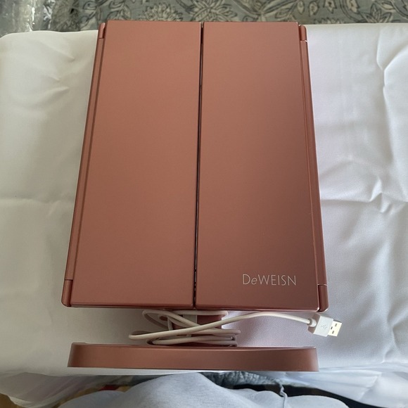DeWeisn Folding Swivel Lighted Make-up Mirror Tone 11" Tri-Fold Rose Gold - Picture 1 of 7